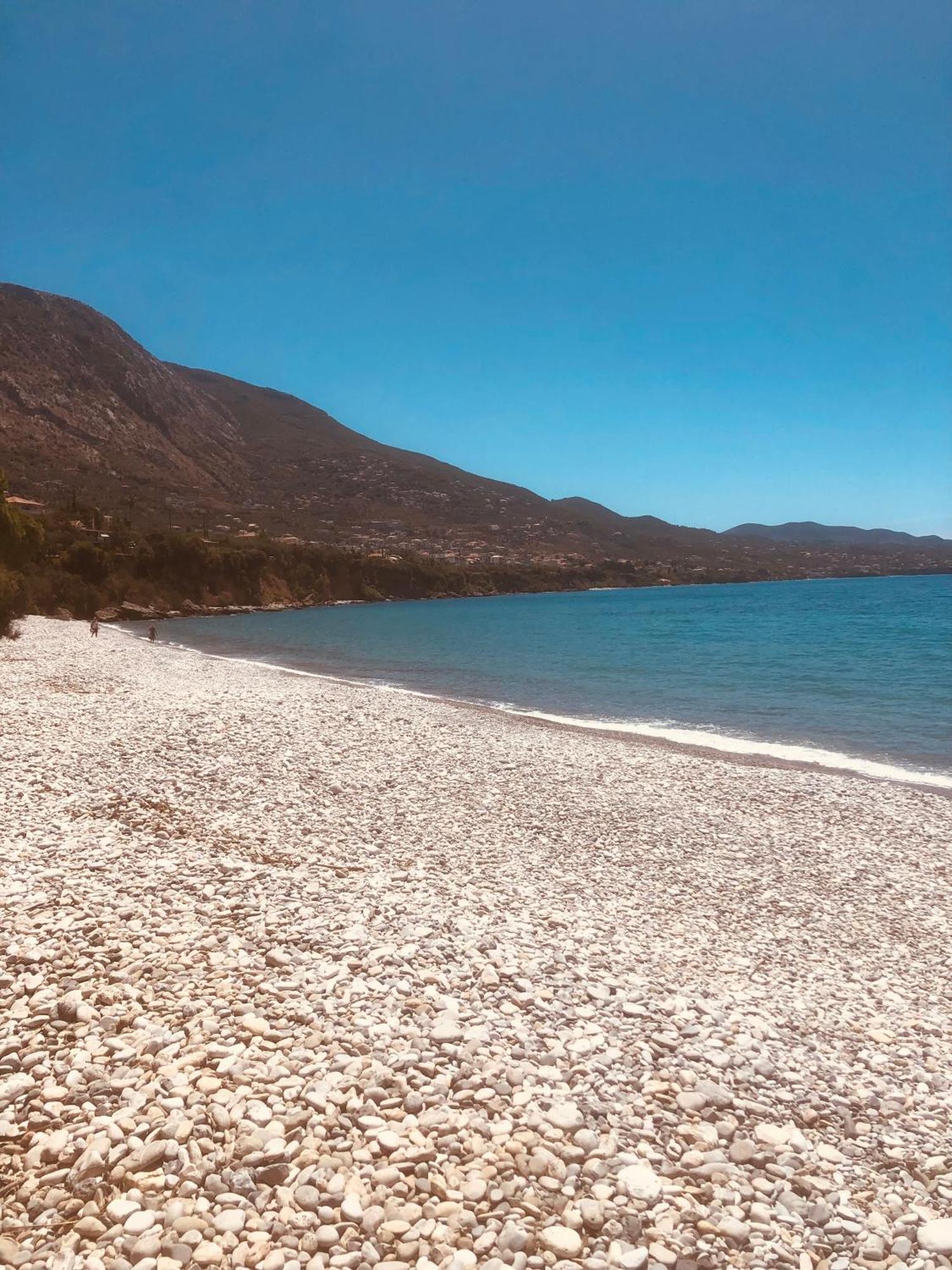 Barreira Beachfront Rooms 6 Kalamata Dış mekan fotoğraf
