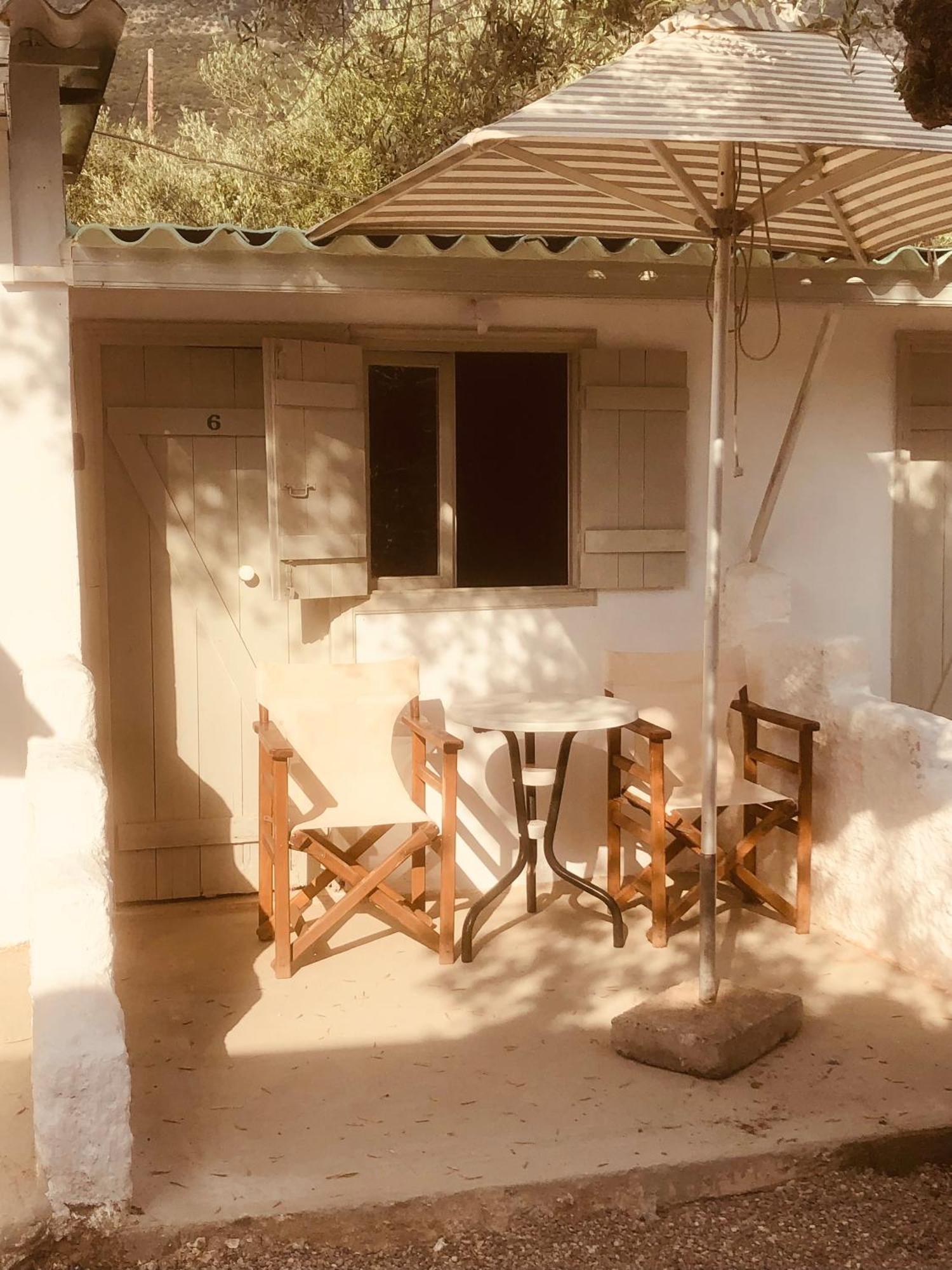 Barreira Beachfront Rooms 6 Kalamata Dış mekan fotoğraf