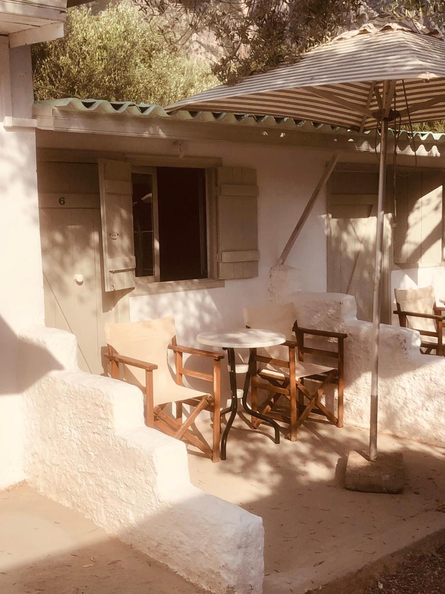 Barreira Beachfront Rooms 6 Kalamata Dış mekan fotoğraf