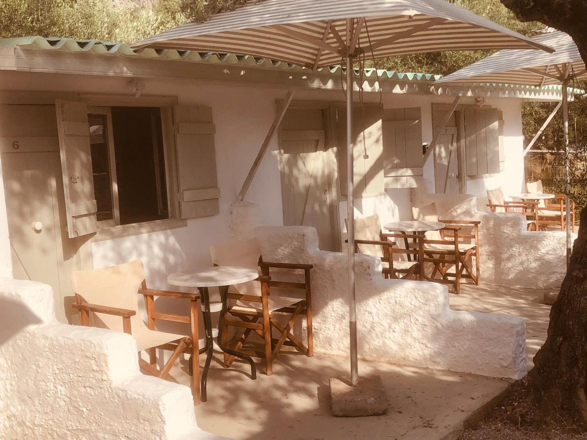 Barreira Beachfront Rooms 6 Kalamata Dış mekan fotoğraf