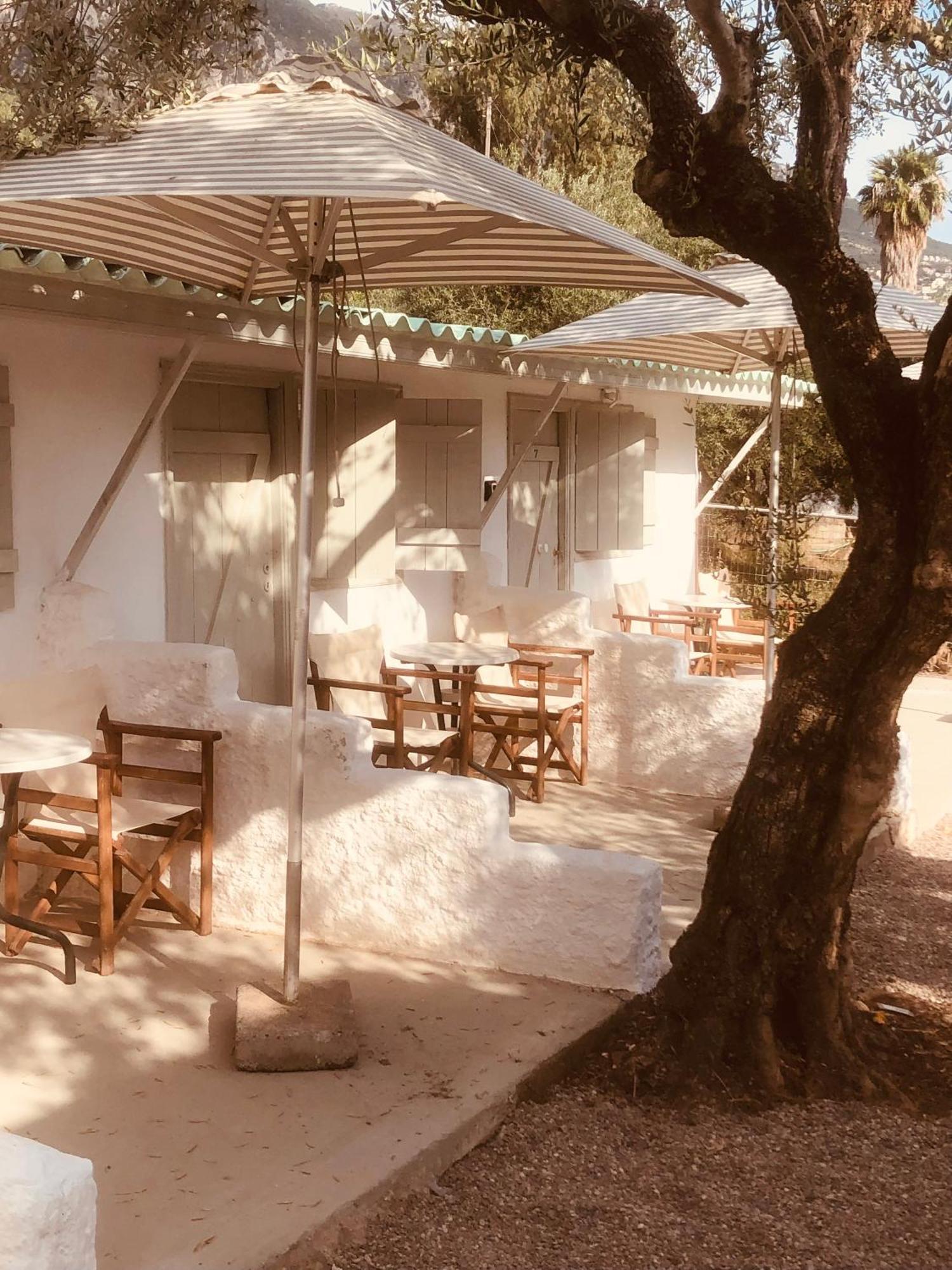 Barreira Beachfront Rooms 6 Kalamata Dış mekan fotoğraf